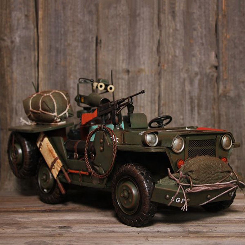 ヴィンテージの手作り鉄製軍用車両模型 - アンティークの家の - Collectible Vintage Tools のレビューと価格